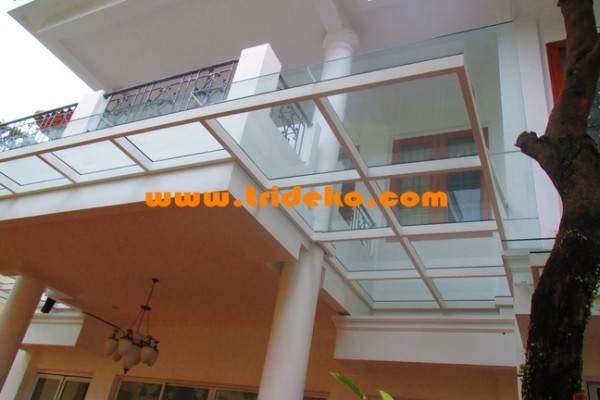 Canopy Kaca Tempered